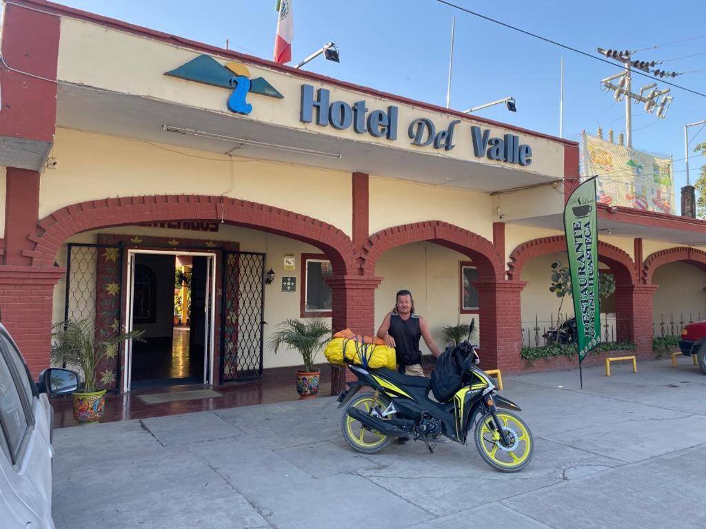 Hotel Del Valle เอล นารานโจ ภายนอก รูปภาพ
